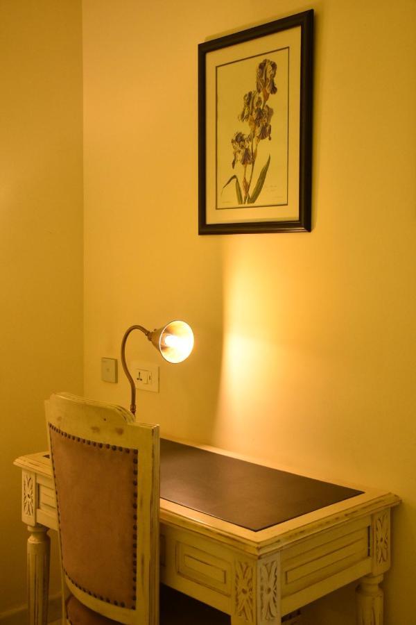 The Kehloor Hotel Udaipur Bagian luar foto