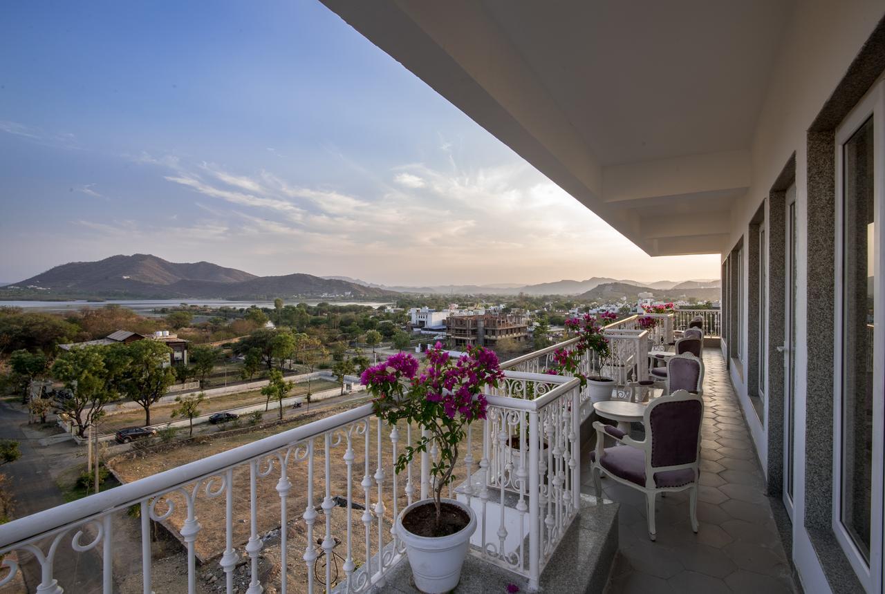 The Kehloor Hotel Udaipur Bagian luar foto
